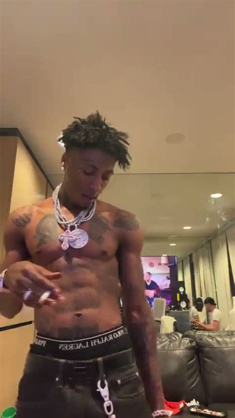 nba youngboy shirt off.